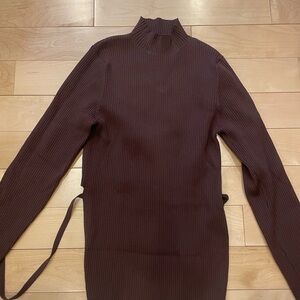 Aritzia Ribbed Brown Turtleneck Sweater